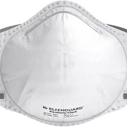 Kleenguard™ Serie 3300 N95 Respirador de partículas (54625), estilo de copa moldeada RA3315, aprobado por NIOSH, ajuste regular, blanco (20 respiradores/caja)