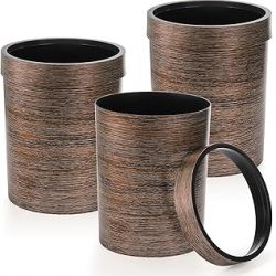Hipsteen - Paquete de 3 cubos de basura pequeños vintage, de plástico redondo de 1.7 galones, cubo de basura de grano de madera con anillo superior para fijar la bolsa para el hogar, cocina,